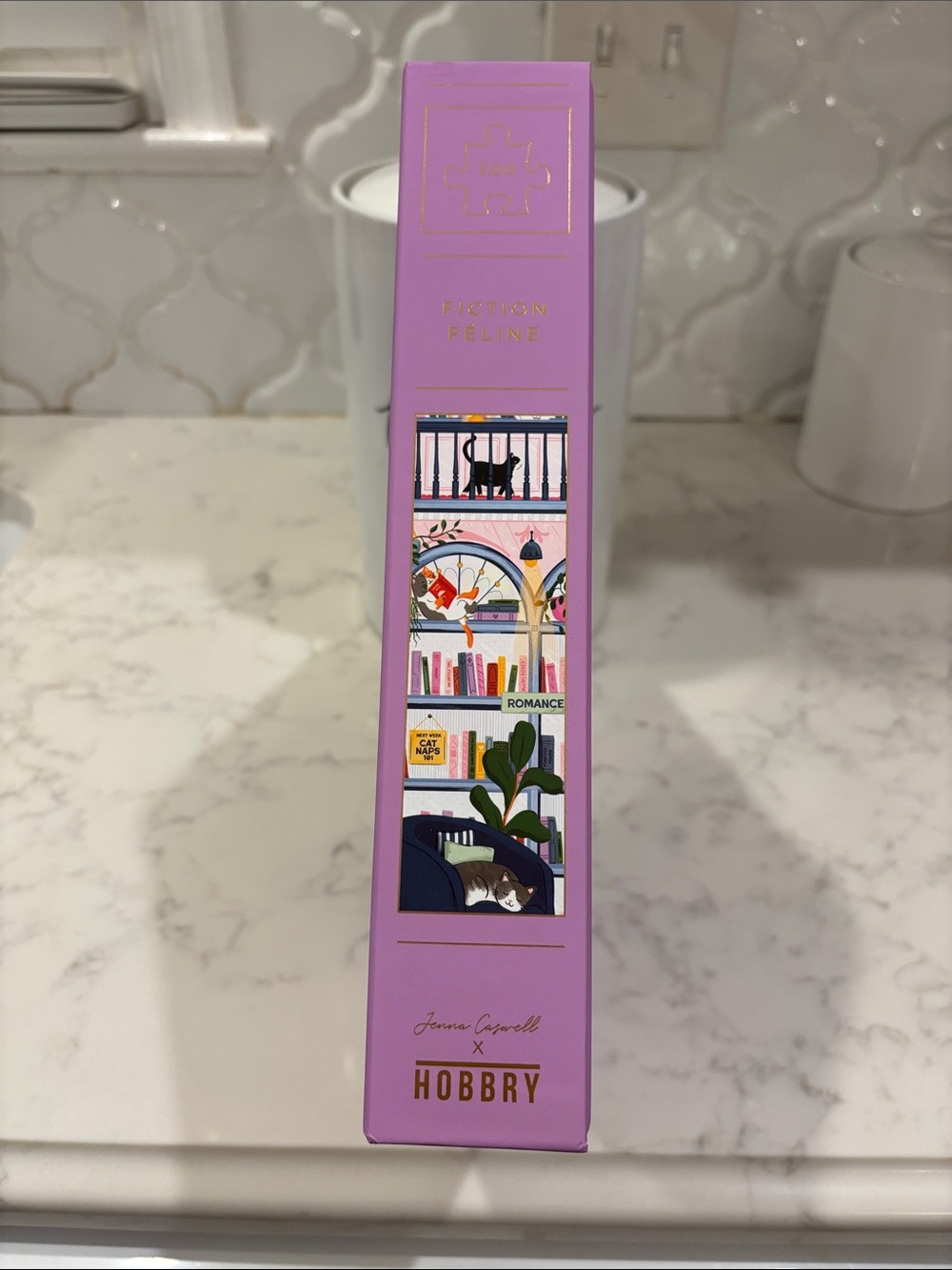Hobbry Feline Fiction 500 Piece Puzzle - Purple Box - Picture 2 of 6